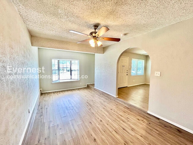 Building Photo - 6315 Silvery Moon Dr