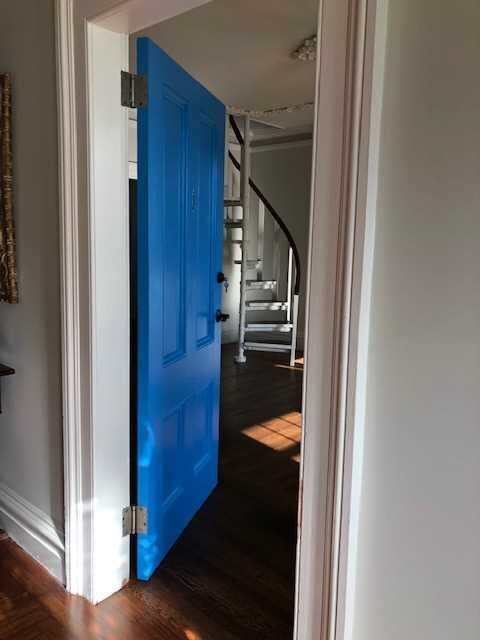 Building Photo - 12 Davis St