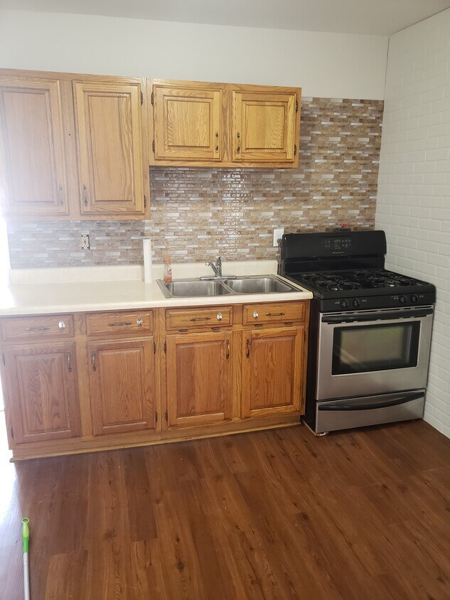 Foto principal - 1016 Brinckerhoff Ave