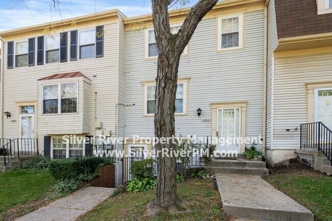 Foto del edificio - 7308 Cipriano Springs Drive