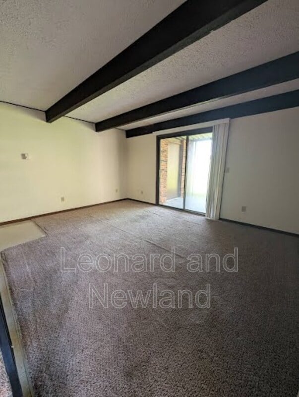 Building Photo - 6320 Carolina Rd