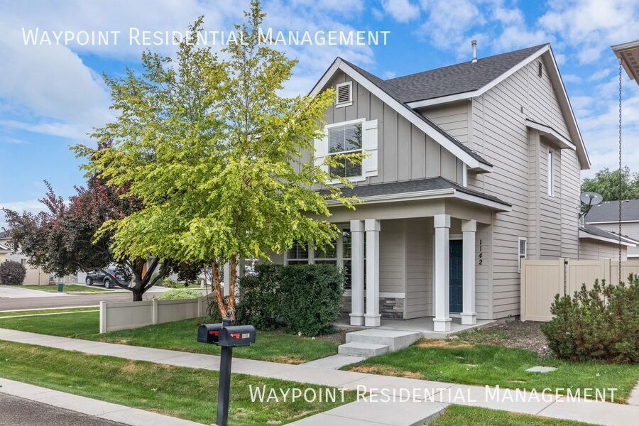 Foto principal - 1142 W Parkstone St