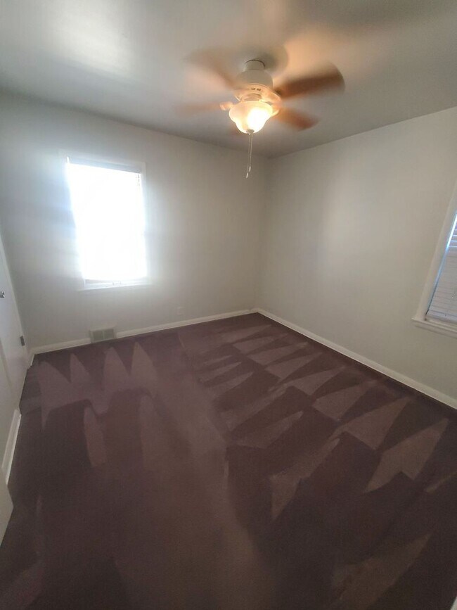 Building Photo - 3312-3314 N 85th St. (Duplex)