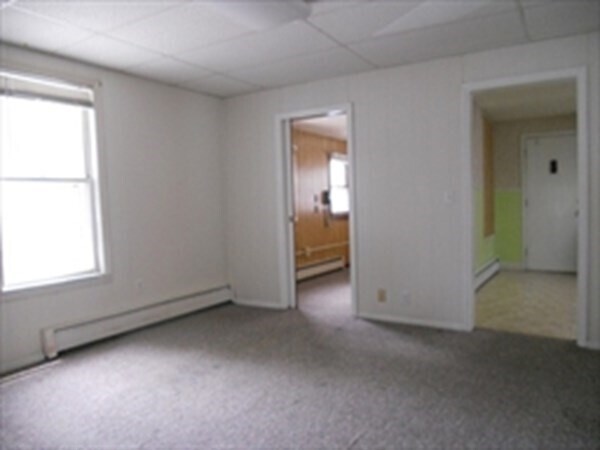 Building Photo - 29 Fletcher St