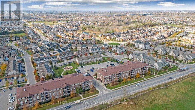 Photo du bâtiment - 67 Kingsbury Square