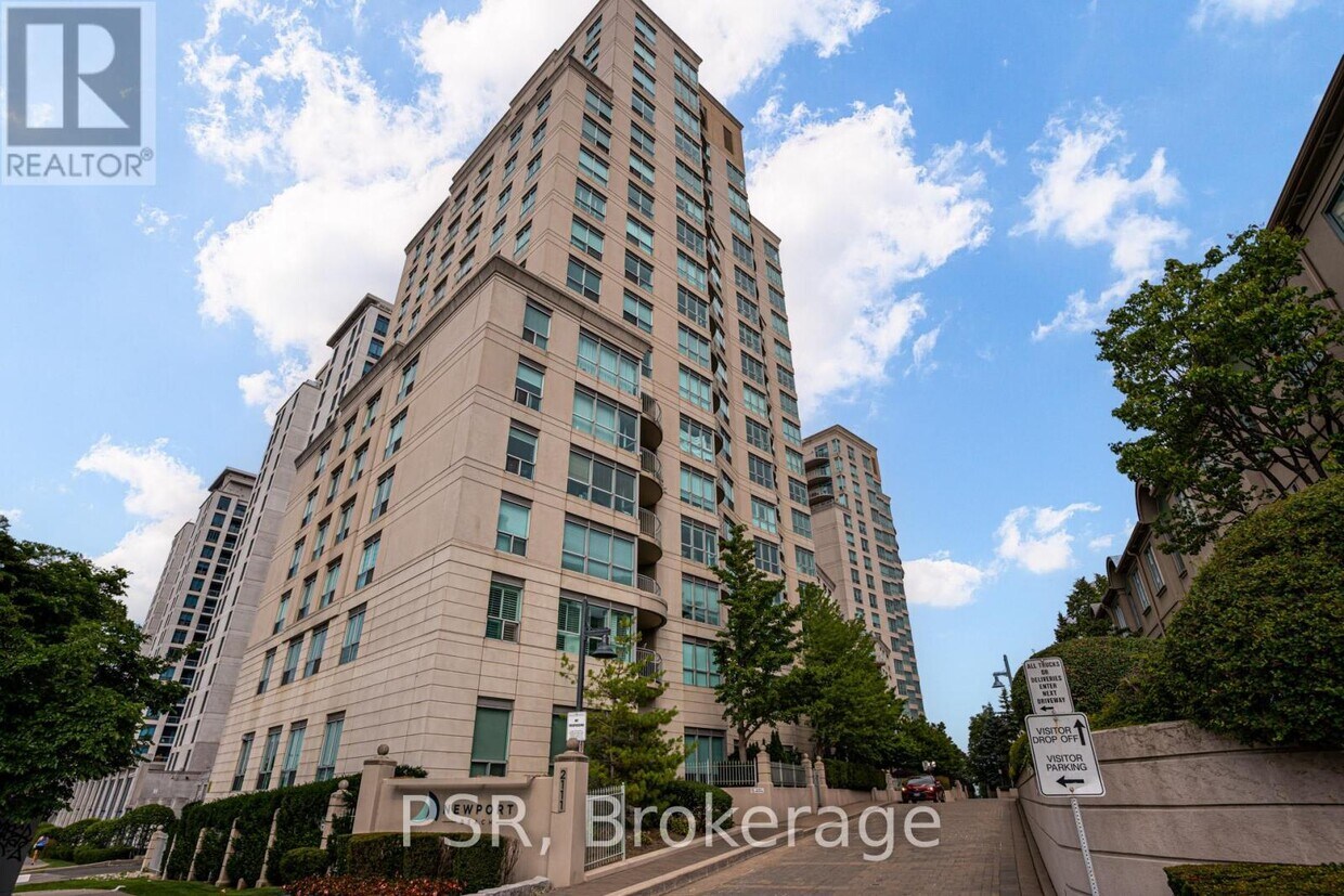 Primary Photo - 2111-2111 Lake Shore Blvd W