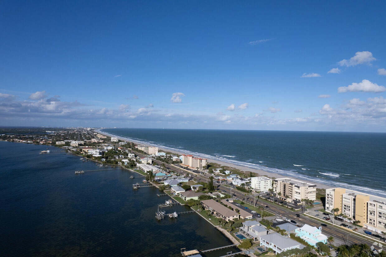 Aerial Photo - Casa Playa Apartments