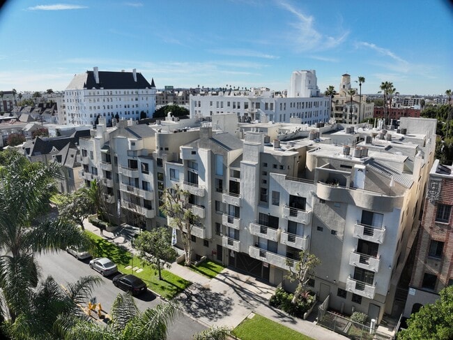 3D Exterior - 825 S. Hobart Blvd.