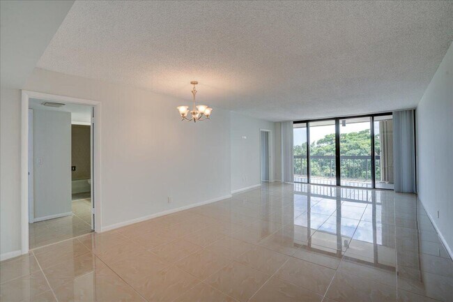 Foto del edificio - 2425 Presidential Way