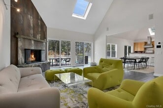 Building Photo - 26 Lakeside Ln