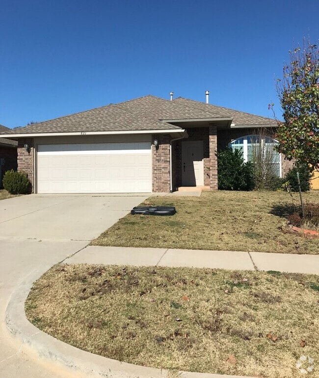 Building Photo - 821 Caracara Dr