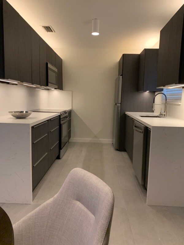 Foto del edificio - 707 NE 22nd Dr