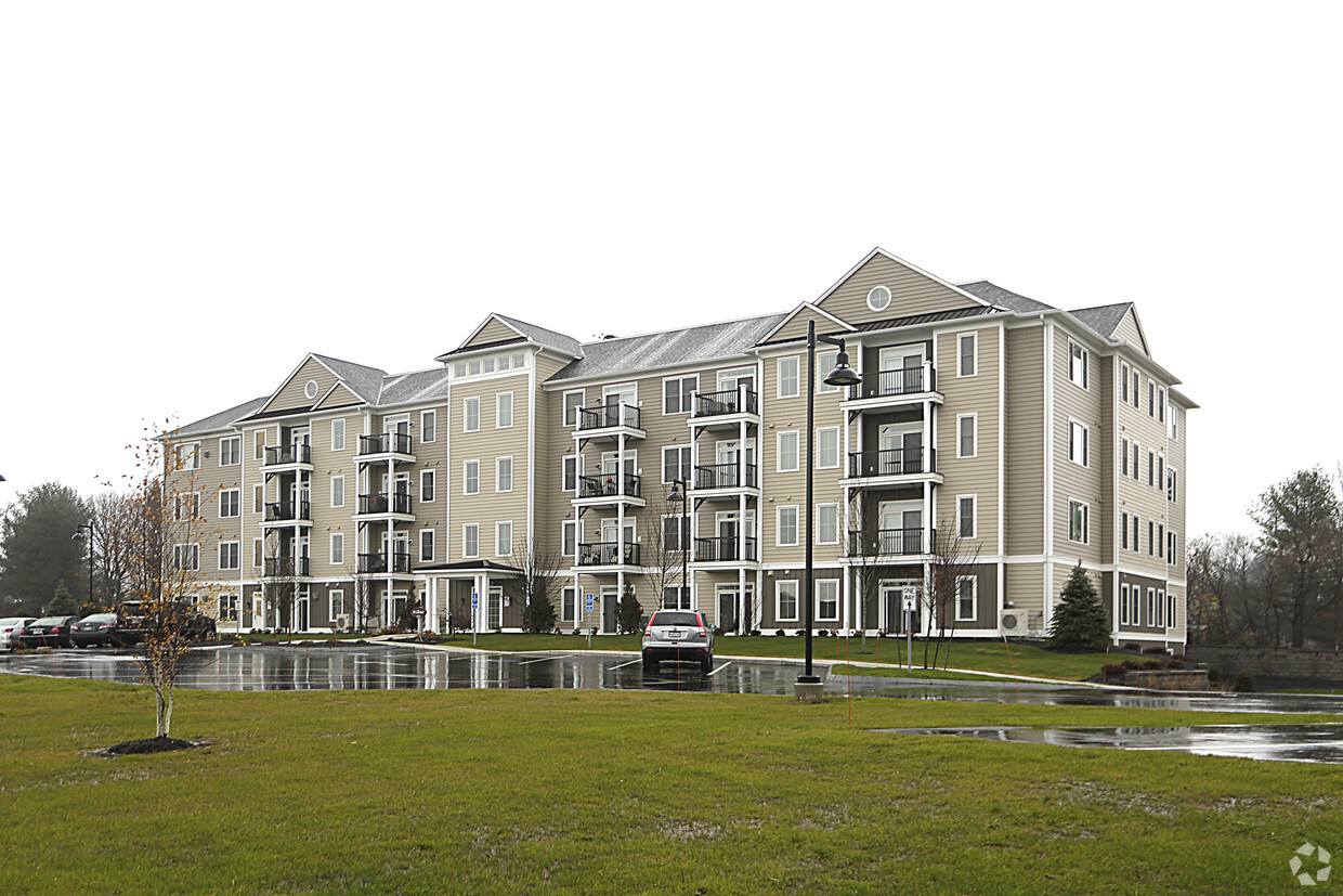 Primary Photo - The Residences at 27 Chestnut Street