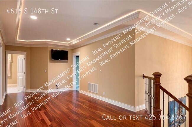Foto del edificio - 4616 S 148th St