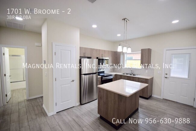 Foto del edificio - 1701 W. Broome-2