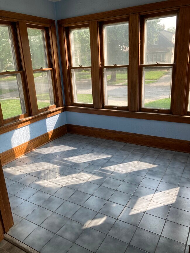 Sunroom - 2323 N 67th St