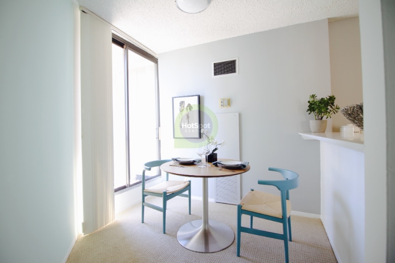 Foto principal - 724 N Dearborn St