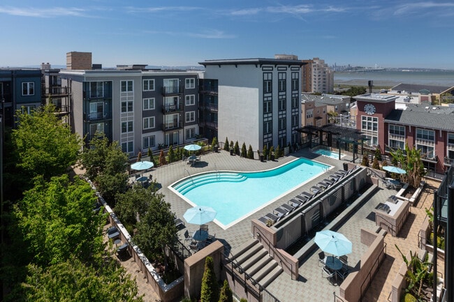 Foto del edificio - Bay House Emeryville