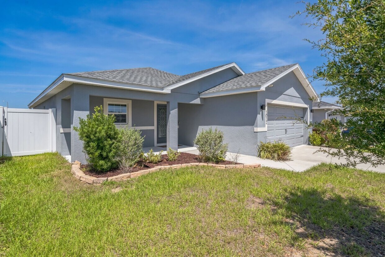 Primary Photo - Charming 3BR House in Haines City