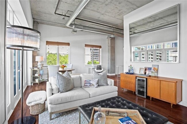 Foto del edificio - 206 11th St NE