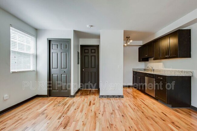 Foto del edificio - 517 Veritas Street