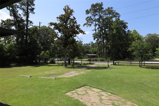 Building Photo - 16890 Porter Ln