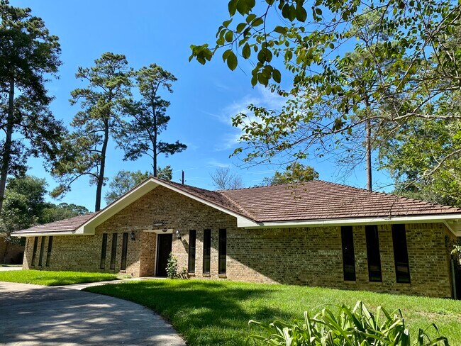 Foto del edificio - 12511 Cherry Point Drive