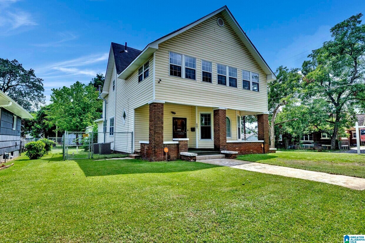 Primary Photo - 2301 26th St Ensley