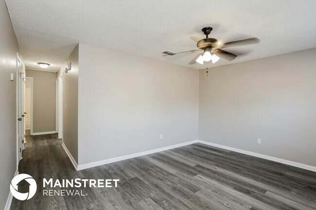 Foto del edificio - 4284 Key Vega Dr S