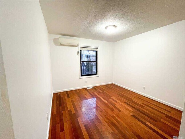 Foto del edificio - 365 Hart St