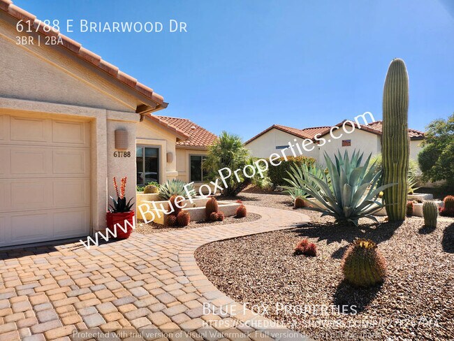 Foto del edificio - 61788 E Briarwood Dr