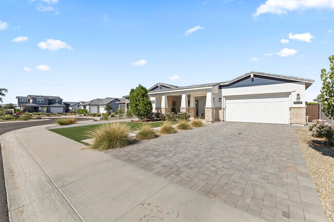 Foto del edificio - 10921 N Blakely St