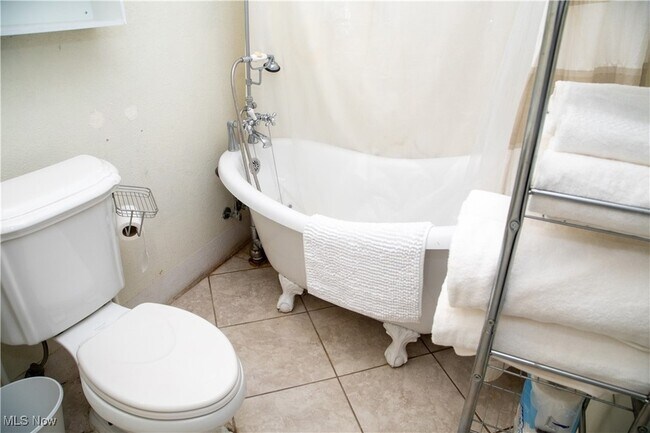 Foto del edificio - 11433 Ashbury Ave