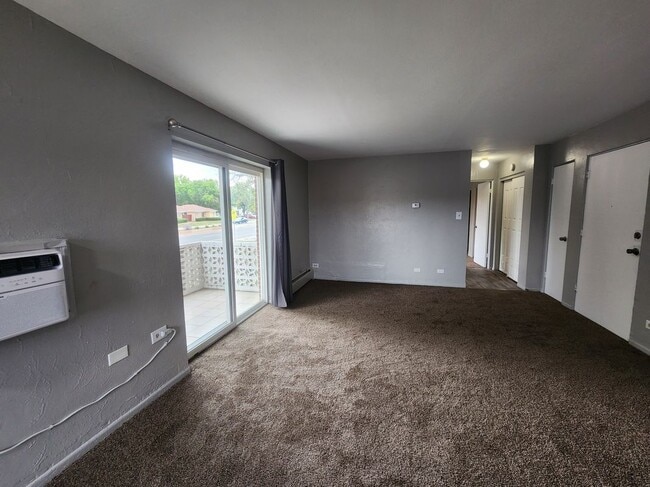 Photo - 1994 Elmira St Apartment