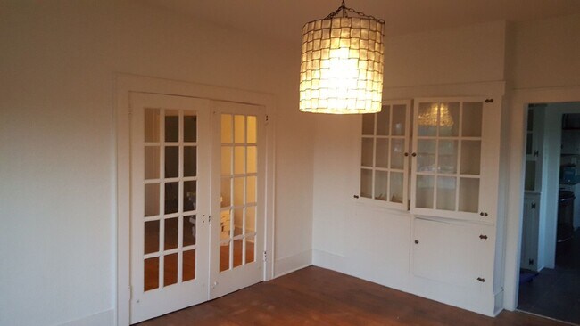 Foto del edificio - Beautiful Home Close to Downtown and ETSU