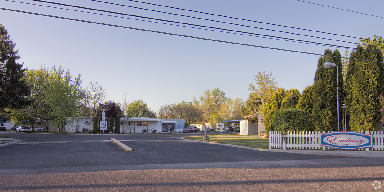 Primary Photo - Embassy Mobile Home Park