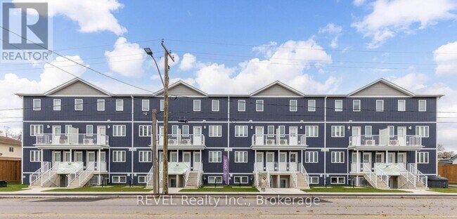 Photo du bâtiment - 35 Southworth St N