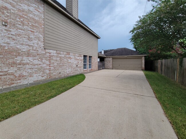 Foto del edificio - 20711 Mansfield Bay Ln