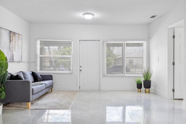 Building Photo - 1810 NW 47th St