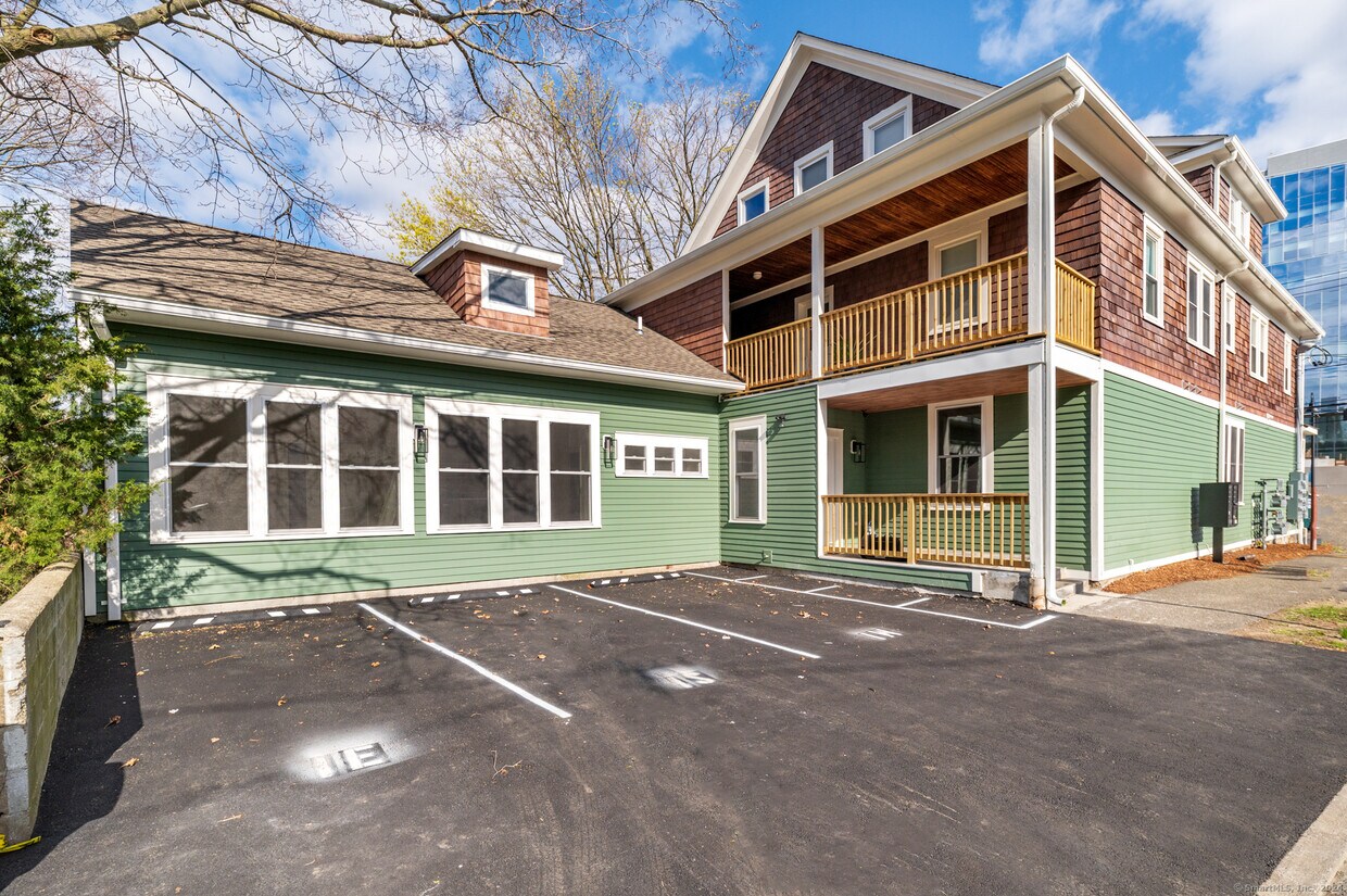 Foto principal - 32 Pulaski St