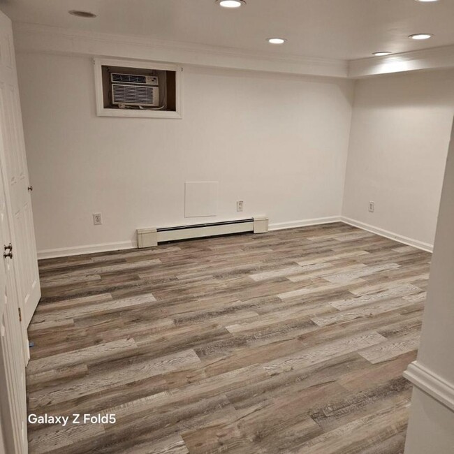 Foto del edificio - 1 bedroom in BRONX NY 10462