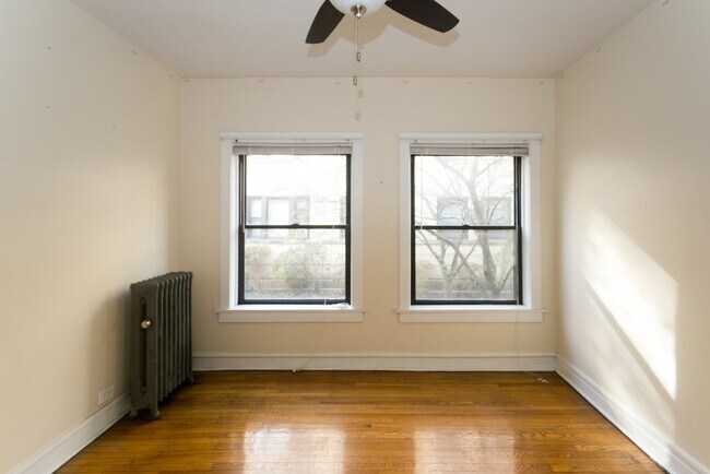 Foto del edificio - 3522 N Broadway