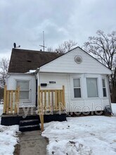 Building Photo - 18134 Vaughan St