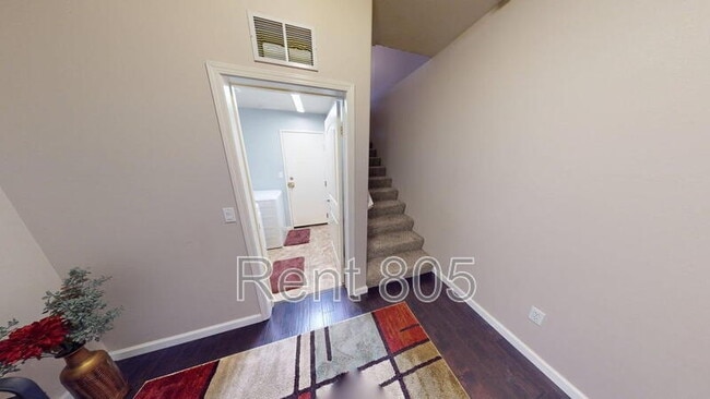 Building Photo - 605 Flathead River St