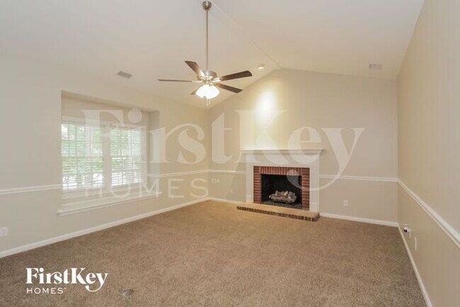 Building Photo - 14605 Stonegreen Lane