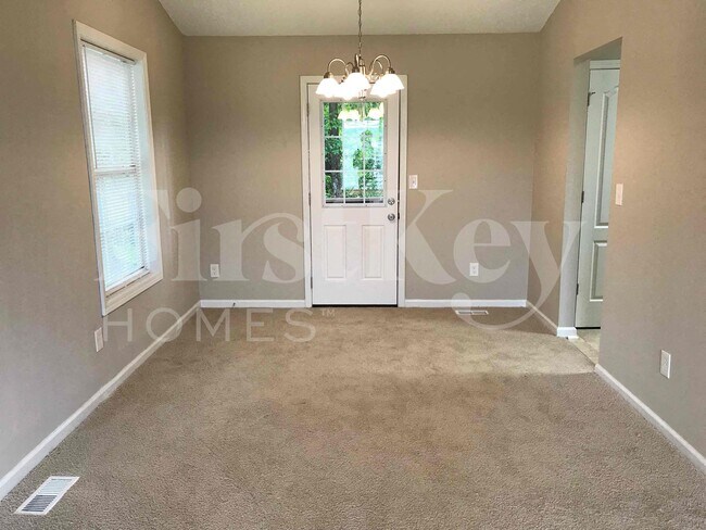 Foto del edificio - 4670 Ewing Rd