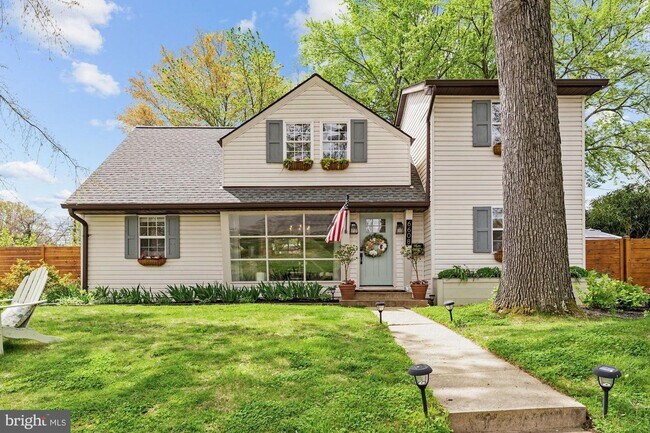 Foto del edificio - 6608 Cornell Dr