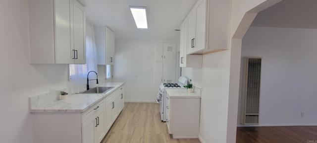 Foto del edificio - 16911 Glenetta Way