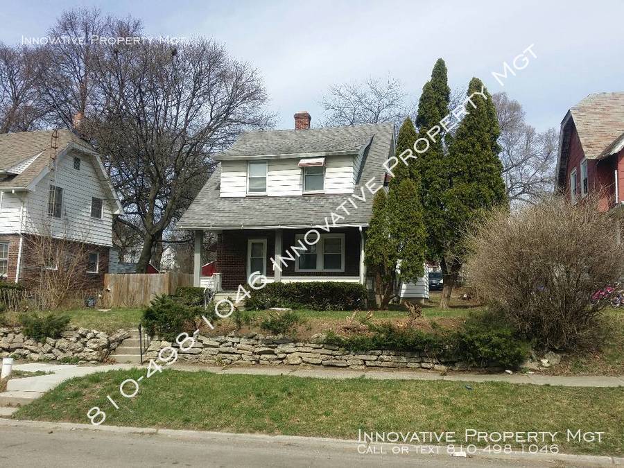 5 bedroom , 2 bath home near Kettering! House Rental in Flint, MI