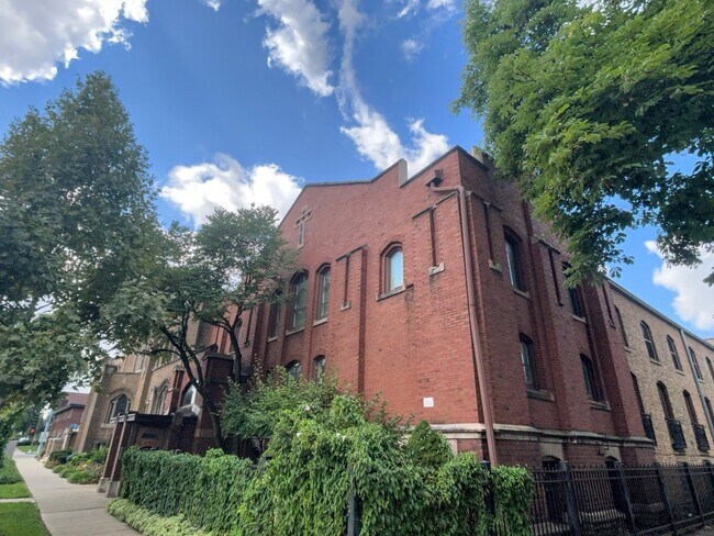 Foto del edificio - 331 S Ridgeland Ave